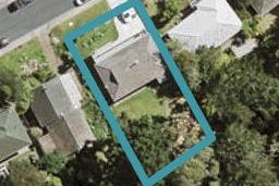 28 Staincross Street, Green Bay, Auckland