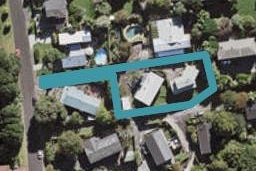 2/5 Ridgewood Crescent, Birkenhead, Auckland