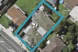 2/38 Akoranga Drive, Northcote, Auckland