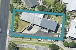 22B Lloyd Street, Parkvale, Tauranga