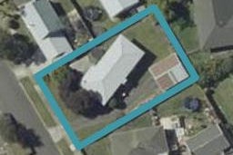 17 Suzanne Grove, Kelvin Grove, Palmerston North