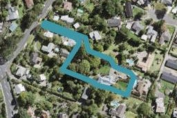 50 West Lynn Road, Titirangi, Auckland