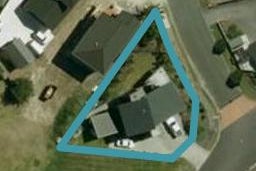 5 Paradise Point Place, One Tree Point