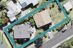 14 Rewi street, Torbay, North Shore City