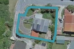 3 Saint Louis Place, Brooklyn, Wellington