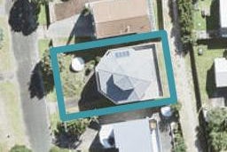 35 Caroline Heights, Omaha