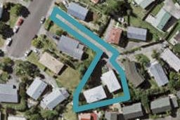 2/8A Camilla Grove, Tōtara Vale, Auckland