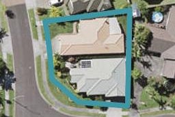 2/2 Embleton Close, Northpark, Auckland