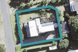 107 Marine Parade North, Piha