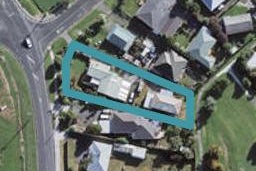 2/108 Parkhurst Road, Parakai, Helensville