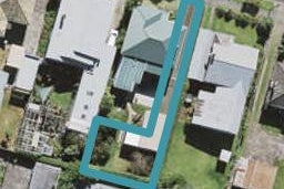 8D Aroha Avenue, Sandringham, Auckland