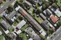 2/18 Evelyn Place, Hillcrest, Auckland