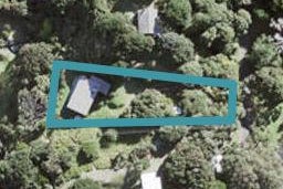 54 Garden Road, Piha, Piha