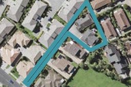 1/79 Mirrabooka Avenue, Botany Downs, Auckland