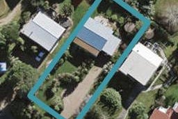 21 Alison Road, Surfdale, Waiheke Island