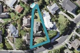 16 Glenfern Road, Mellons Bay, Auckland