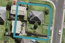 16 Potter Avenue, Northcote, Auckland