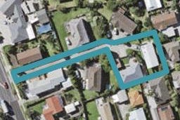 2/130 Aviemore Drive, Highland Park, Auckland