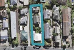 2/211 Onewa Road, Birkenhead, Auckland