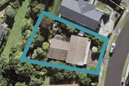 11 Calman Place, Chatswood, Auckland
