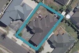 19 Compton Grove, Huntington, Hamilton