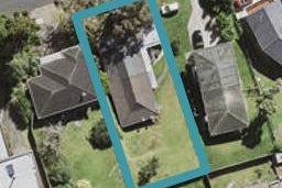 1/12 Ayton Drive, Totara Vale, Auckland