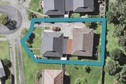 2/23 Benygloe Place, Highland Park, Auckland