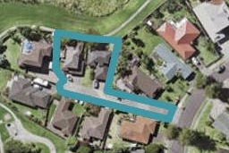 2/14 Lochend Place, Highland Park, Auckland