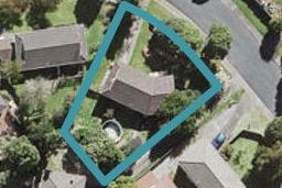 7 Glastron Place, Bayview, Auckland