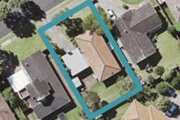 30 Jillteresa Crescent, Half Moon Bay, Auckland