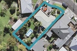 10 Beazley Place, Glendene, Auckland