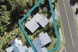 2/52 Unsworth Drive, Unsworth Heights, Auckland
