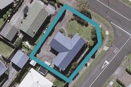 42 Poplar Grove, Whalers Gate, New Plymouth