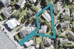 2/869 East Coast Road, Northcross, Auckland