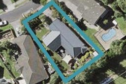 5 Cricklade Terrace, Windsor Park, Auckland