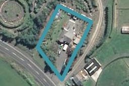 88 Sinclair Avenue, Nightcaps