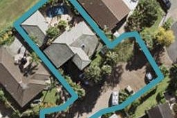 24 St Lucia Place, Unsworth Heights, Auckland