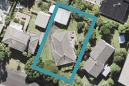 21 Lemnos Place, Titirangi, Auckland