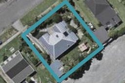 8 Tilley Road, Paekakariki