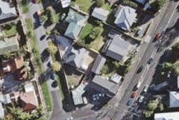 2/1 Plane Street, Avondale, Auckland