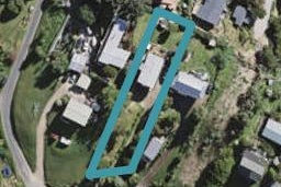15 Fisher Street, Surfdale, Waiheke Island