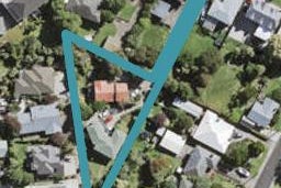 7 Derwent Crescent, Titirangi, Auckland