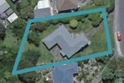 17 Hampton Hill Road, Tawa, Wellington