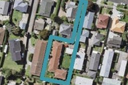 2/35 Kings Road, Panmure, Auckland