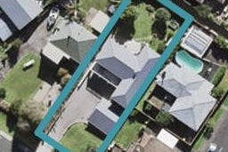 17 Abbotleigh Avenue, Te Atatu Peninsula, Auckland