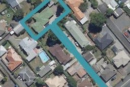 16 Forest Lake Road, Forest Lake, Hamilton