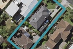 2/8 Quebec Road, Milford, Auckland