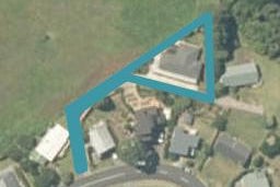 132 Bambury Place, Onemana, Whangamatā