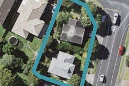 42B Lexington Drive, Botany Downs, Auckland