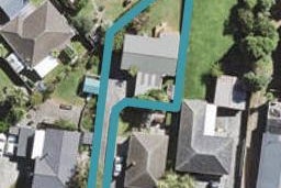 8A Parrs Cross Road, Henderson, Auckland